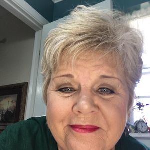 Meet your Posher, Vicki